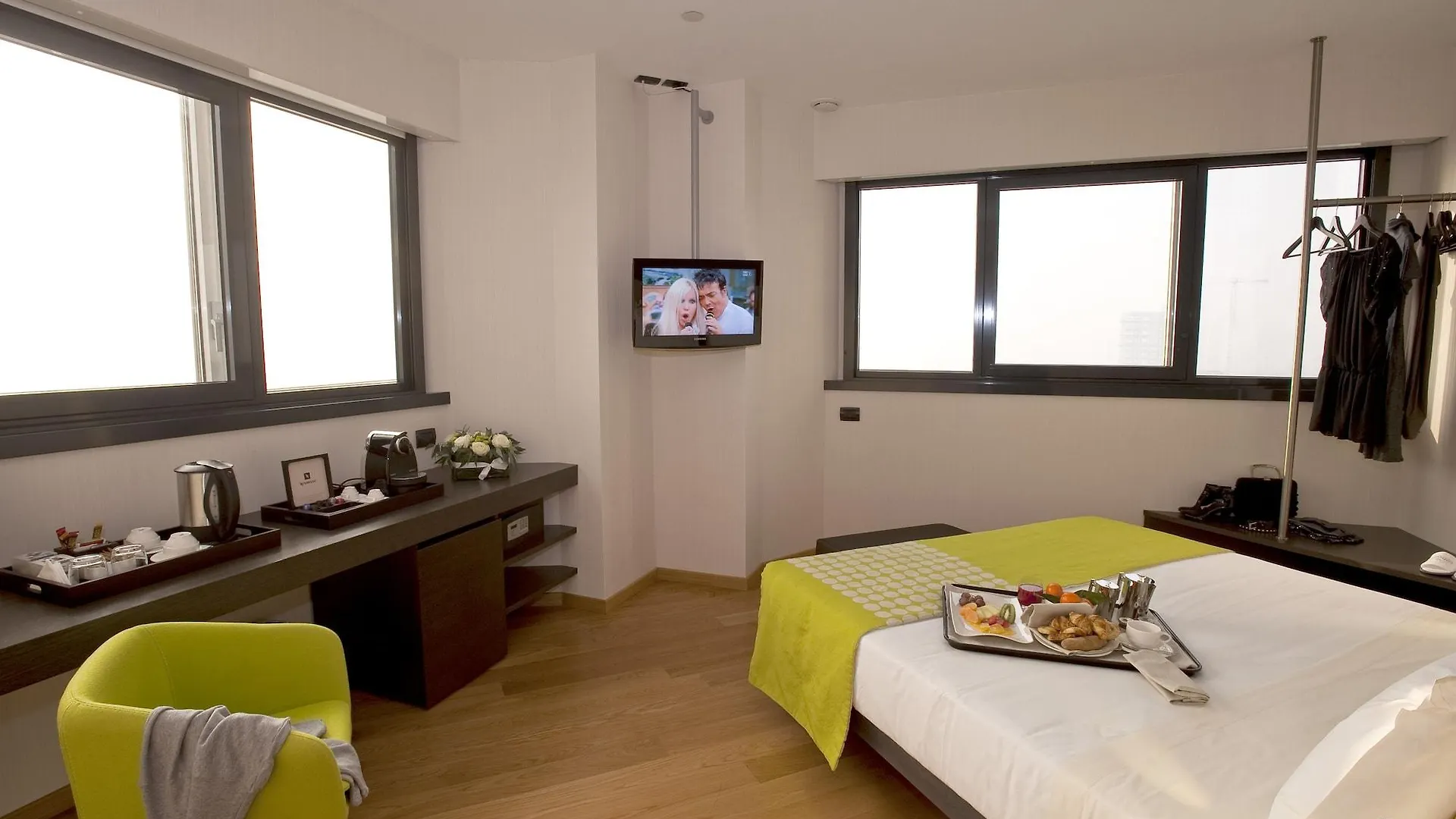 Best Western Plus The Hub Hotel Милан 4*,  Италия