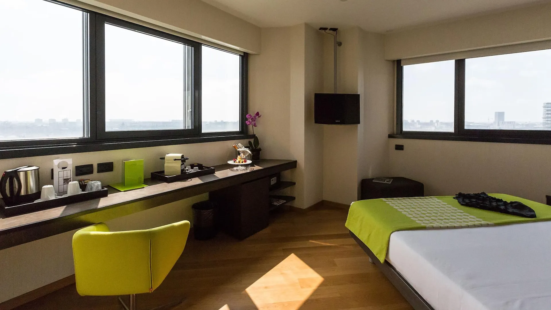 Best Western Plus The Hub Hotel Milano 4*,  Italien